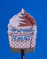 8×10 Vintage photo of Oliver Twist ice cream sign, Royal Oak, Michigan.