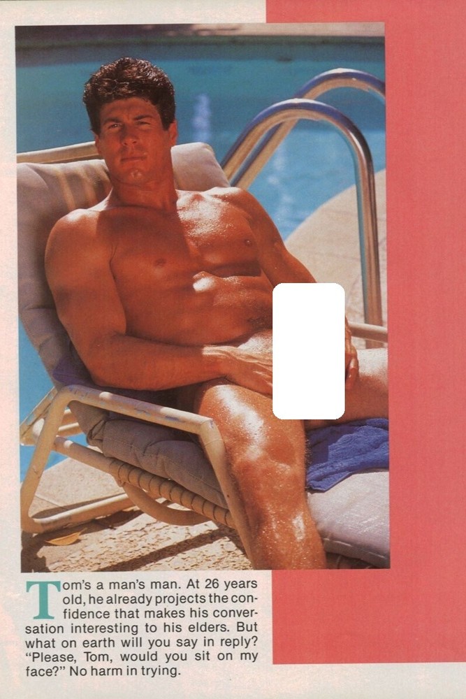 [Z101] Male Model Full View Showing Off Body To Viewer Fine Art Hunky Physique
