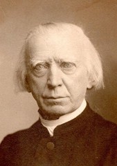 Expressive photograph of elderly gentleman, reminiscent of Franz Liszt, Kullrich 104
