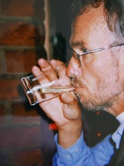 «CHEERS»: PHOTO, PHOTOGRAPHY, WAY OF LIFE, MAN, DRINK, CELEBRATION, PERSON, PARTY, DRINK!