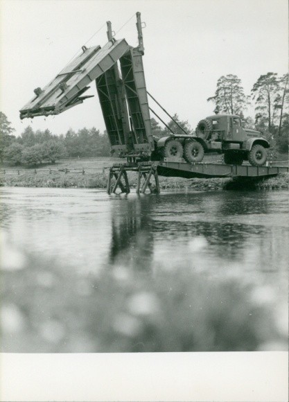 Photo maneuvers of the NVA, National People’s Army, GDR, bridge construction,… – 11524534