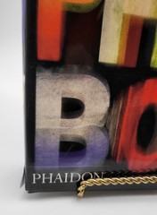 THE PHOTOGRAPHY BOOK Phaidon Press Ltd 500 pages 1997 HC DJ Photographers UNREAD