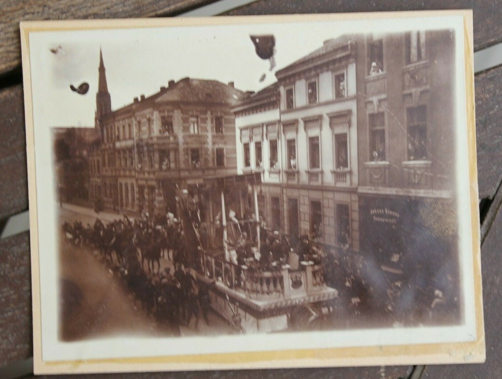 32142 Photo Linz Rhine Street Moving With Maßgeschäft Johann Simons Um 1910