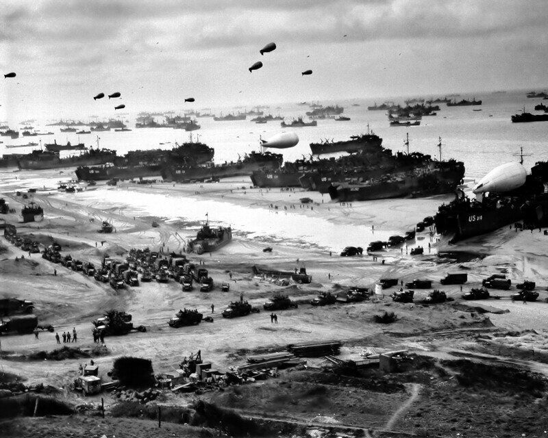 New World War II Photo: D-Day Landing at Normandy, Operation Overlord – 6 Sizes!