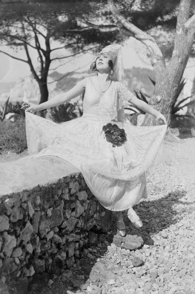 Photographic Print Woman In Wedding Dress 1910 Format 30X40CM