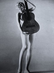 Nude with Guitar – 1950s Vintage Photography by Korda (16×12″)