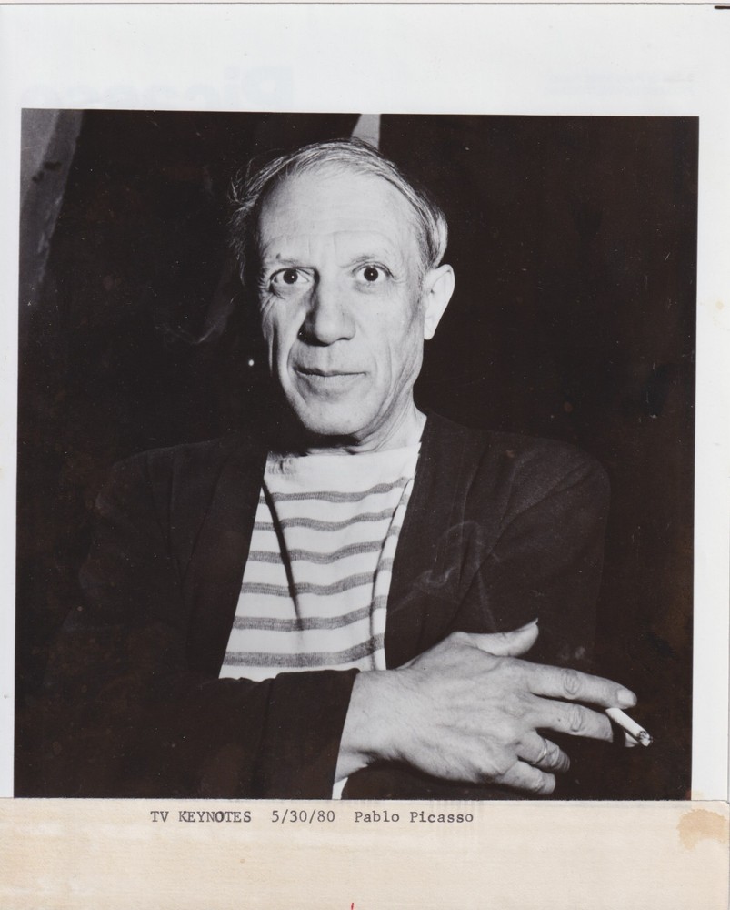PABLO PICASSO ARTIST by ROBERT CAPA * CLASSIC ICONIC 1944 ARTIST PAINTER photo