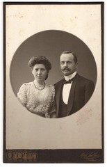 Photography Max Zeller, Göppingen, Grabenstr. 25, young couple in pretty dress