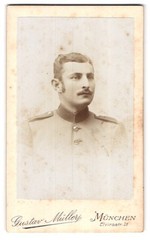 Photograph Gustav Müller, Munich, Elvirastraße 21, soldier in uniform with Kotel
