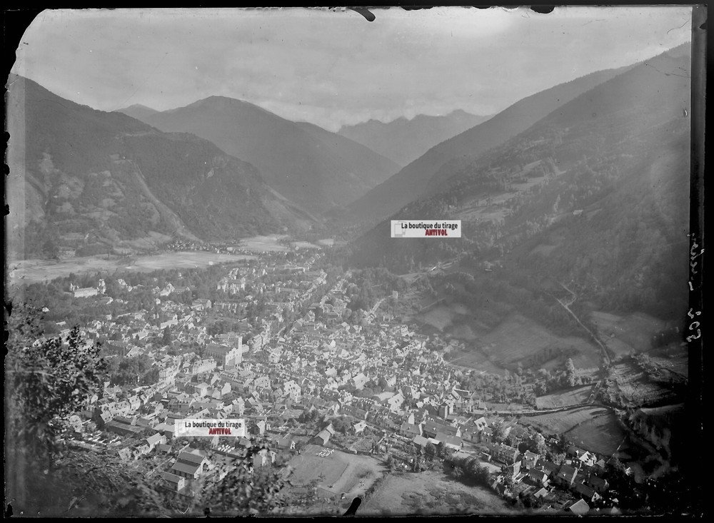 Old Black And White Photo Glass Plate Negative 13X18 Cm Luchon