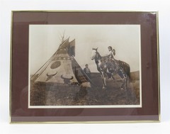 1979 Edward S. Curtis Photograph Of «A Painted Tipi [sic]» By Jean-Antony Du Lac