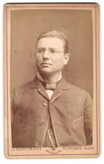 Photograph J. Hartmann, Bayreuth, Schwarze Allee, commoner with glasses