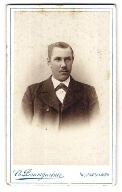 Photography Christoph Baumgartner, Wolfratshausen, Untermarkt 248, portrait young
