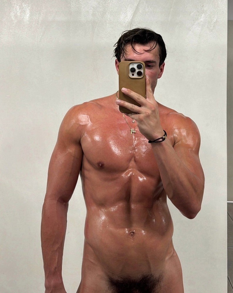 [A603] Handsome Male Cute Model Showing Off Body And Muscles