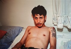 Nan Goldin (1953- ) – Kee in bed – E. Hampton, N.Y. – 1988 – Signed Chibachrome