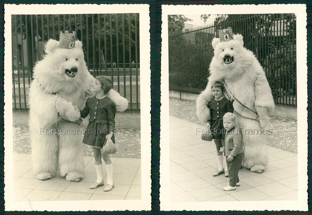 2x Photo Little Girl Posing with Polar Bear Polar Bear Photo SWEET GIRL POLARBEAR TO