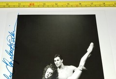 JOFFREY BALLET SIGNED 8×10 PRESS PHOTO ELIZABETH PARKINSON DANCE BALLERINA VTG