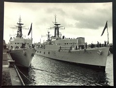 2 British frigates in Bremen, press photo, military,1962,21 x 16 cm, DPA