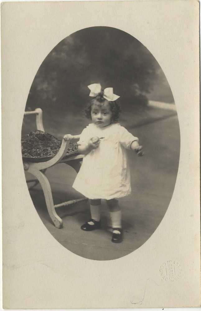 Girl France Photograph Vintage Analog PL34L1A13