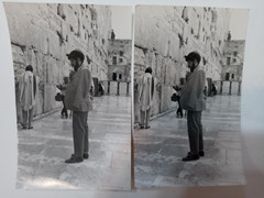 VTH 2 photos Jewish man praying at the Wailing Wall Jerusalem, Israel Holy City