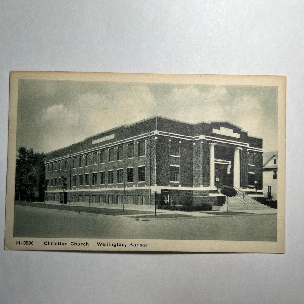VTG 1940s Christian Church Wellington Kansas Postcard Fred Harvey Architecture