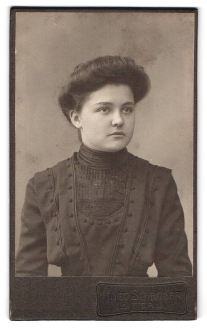 Photograph Hugo Schröder, Zittau, Milky Way 7, Miss in high-necked