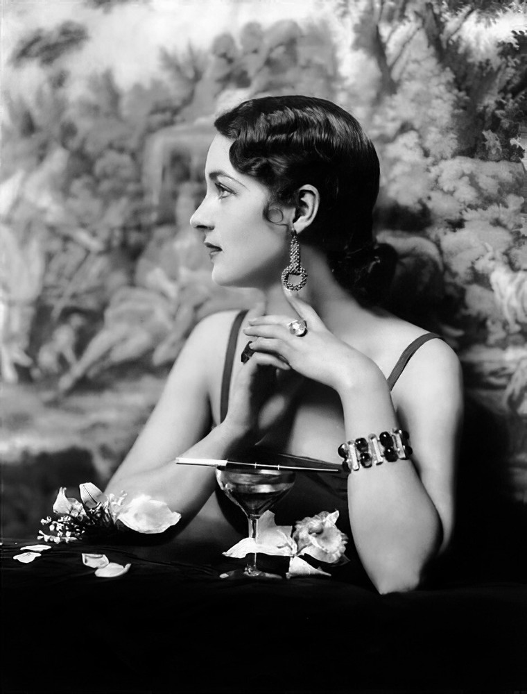 Marjorie Mulhall – vintage cigarette ad 1920’s – reprint – multiple sizes: 124