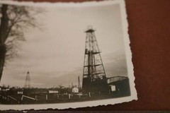 Great old photo drilling rigs?? oil production??? 1930s-40s