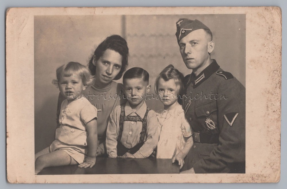 Family Soldier in Uniform Wehrmacht Children Woman – Vintage Photo 1930s 1940s