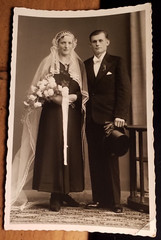 Wedding couple woman with veil & man/photo J. Grimm Offenburg
