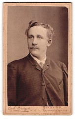 Photography Carl Seegert, Berlin, Grosse Frankfurterstrasse 70, portrait bourgeois