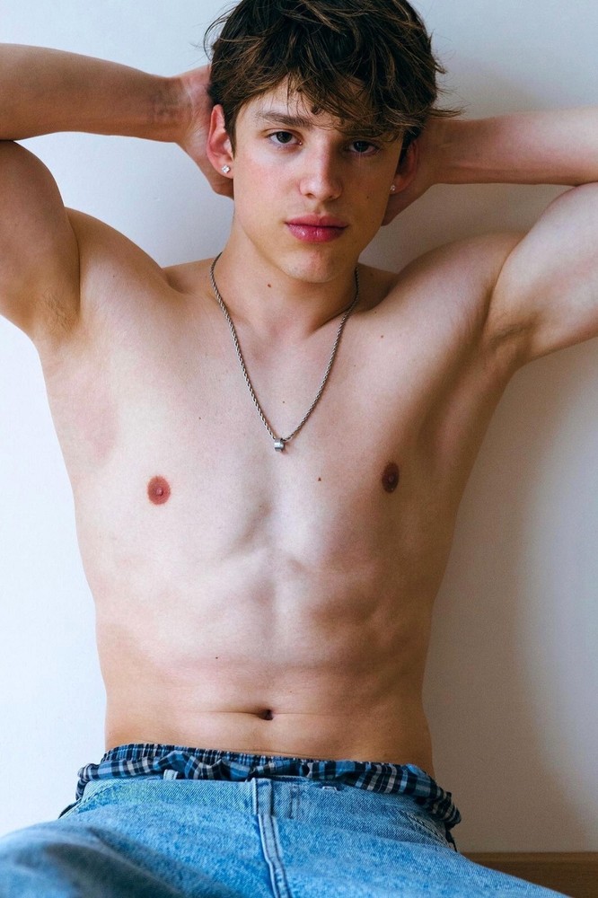 [K246] Handsome Man Cute Male Model Showing Off Body Physique Art Photography