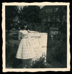 Berlin 1950s – Pretty Woman in Beautiful Dress in Rockabilly Look – Photo 6x6cm