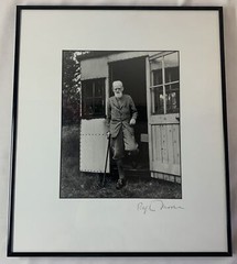 SIGNED 8×10 photo in 14×16.5 frame ~ GEORGE BERNARD SHAW exiting by RALPH MORSE