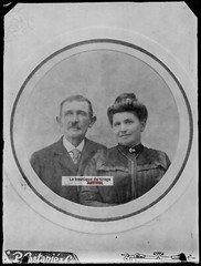 Glass Plate Old Photo Negative Black and White 9×12 cm Couple Portrait France