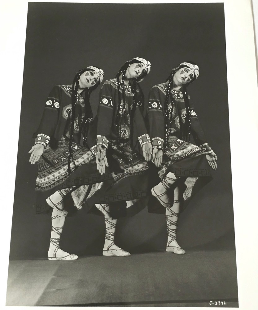 THE JOFFREY BALLET 8×10 HERBERT MIGDOLL PRESS PHOTO RIMA CORBEN DANCE INDIAN OG