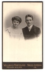 Photograph Willibald Hartmann, Gross-Schönau i. S., portrait of an elegantly cl