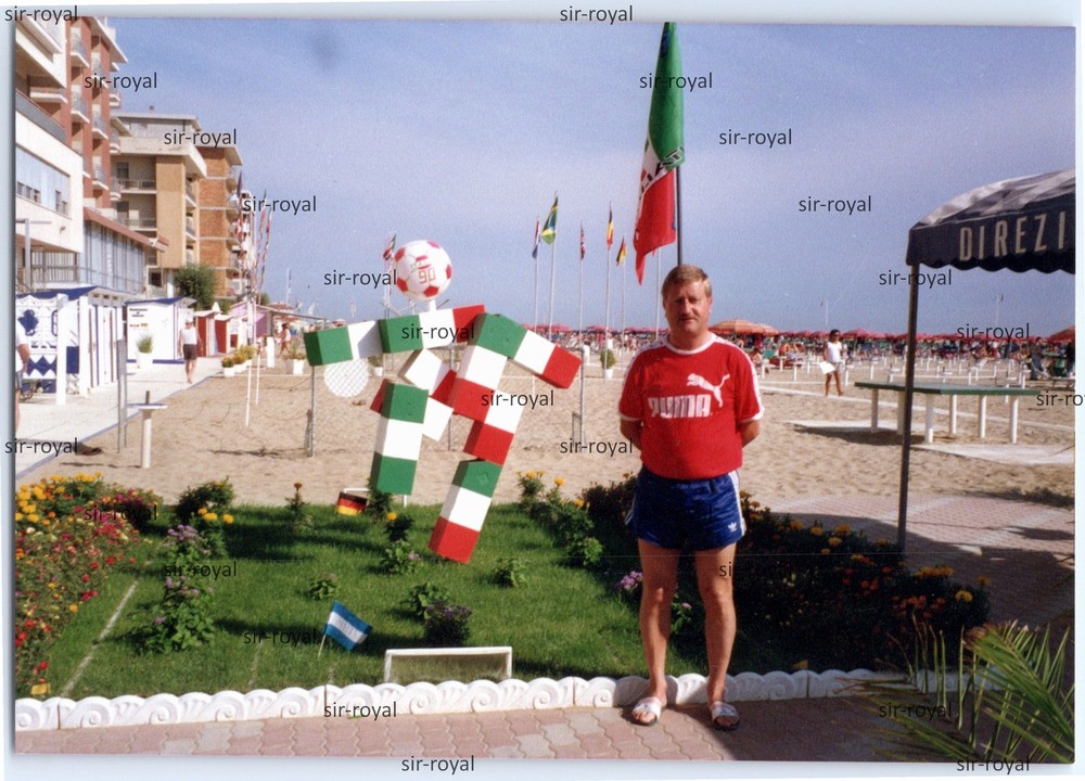 Football World Cup Italia 90 Mascot next to Walter in Italy 1990 – Photo 13x9cm
