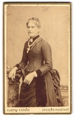 Photograph Gustav Karsch, Dresden, Grosse Meisenerstr. 17, common lady mi