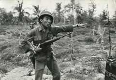 VIETNAM WAR, 1968 / by Don McCULLIN / STAMPED / VINTAGE