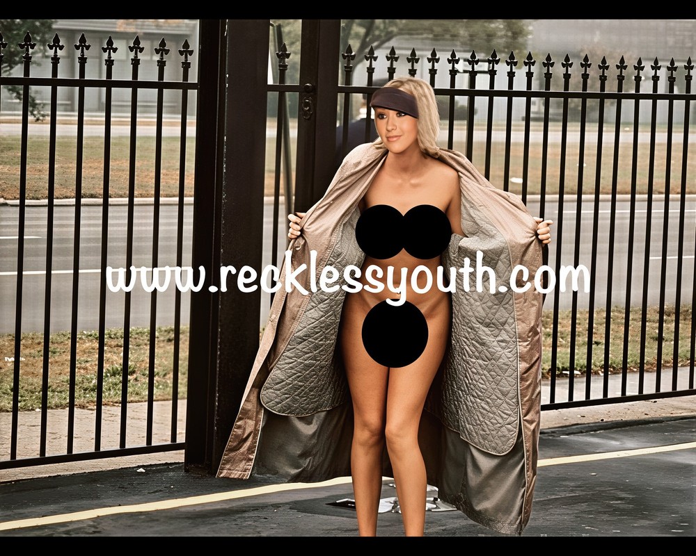 Nudes – Christina Aguilera 006