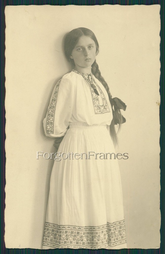 Photo Pretty Girls Pigtails Galicia Ukraine Poland Poses PIGTAIL GIRL Photo 1916