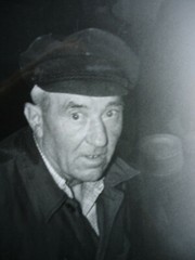 «SCHOOL COUNTRY HOME»: PHOTO, PHOTOGRAPHY, PROFESSIONS, HOME FATHER, MAN, PERSON, CARETAKER!