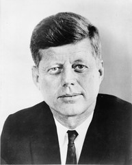 John F. Kennedy Photograph – Vintage Photo from 1961