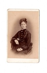 Th. Wode CDV Photo Fine Lady Casting 1870s