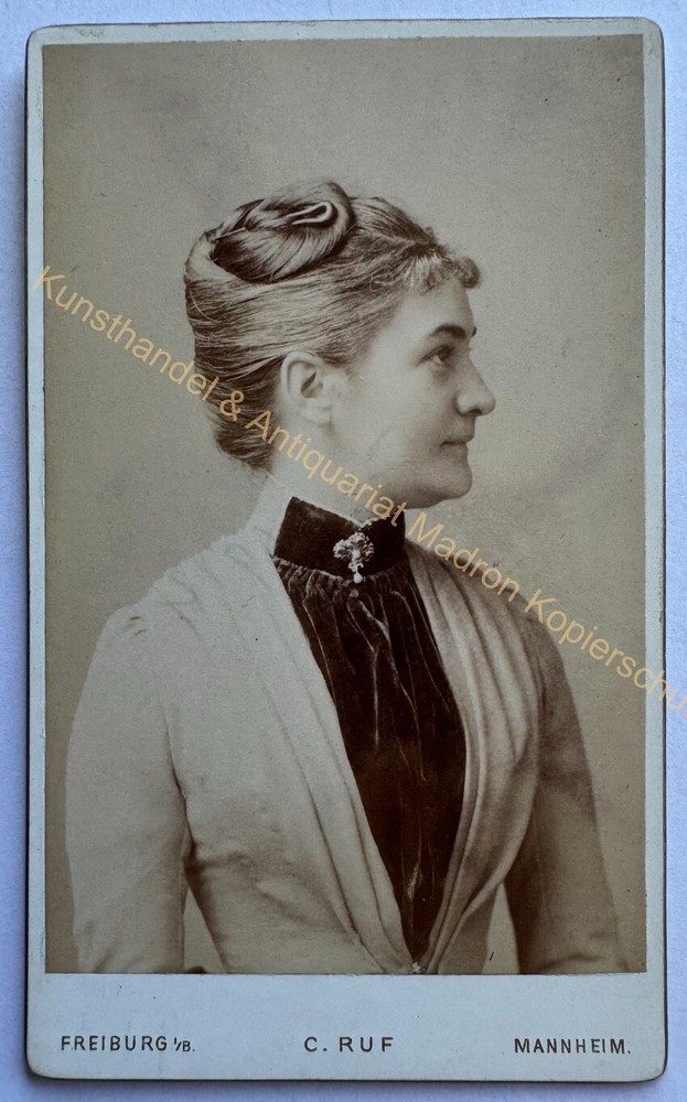 orig. CDV photo photograph old picture woman lady fashion around 1885 Freiburg Ruf