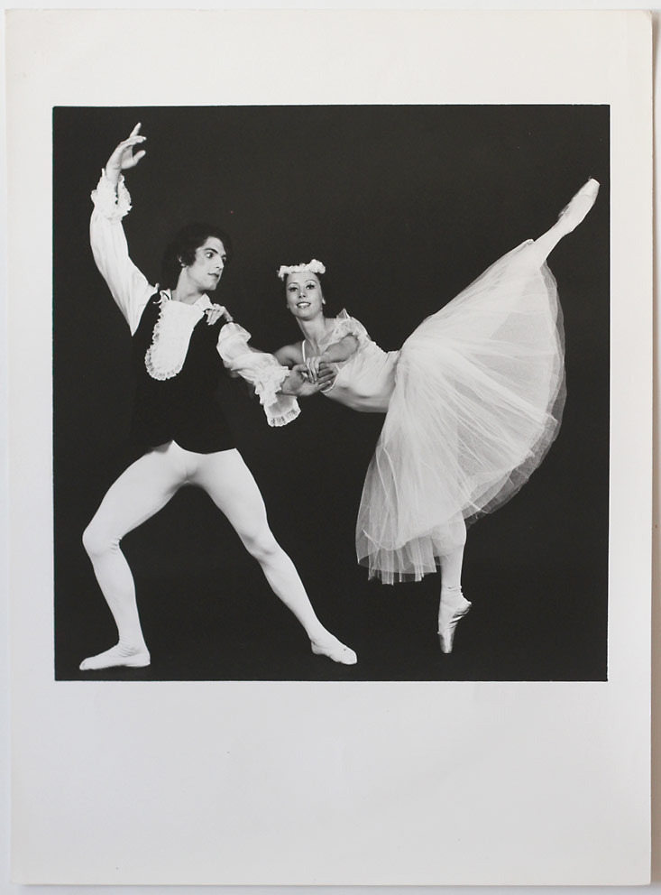 Oversized VINT.1960s ballett dancers by Raoul Bussy