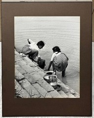 Original CLEMENS KALISCHER ‘Girls Washing on the River Banks INDIA’ PHOTOGRAPH