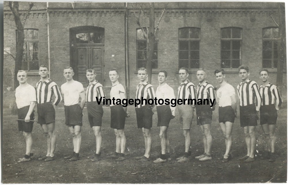Z1381 Photo approx. 1926 Royal City Football Team Team Elf Macht Berlin?