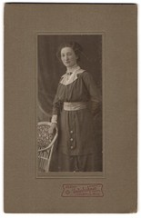 Photography studio Unterbühner, Wald/Rhld., elegant young lady in striped